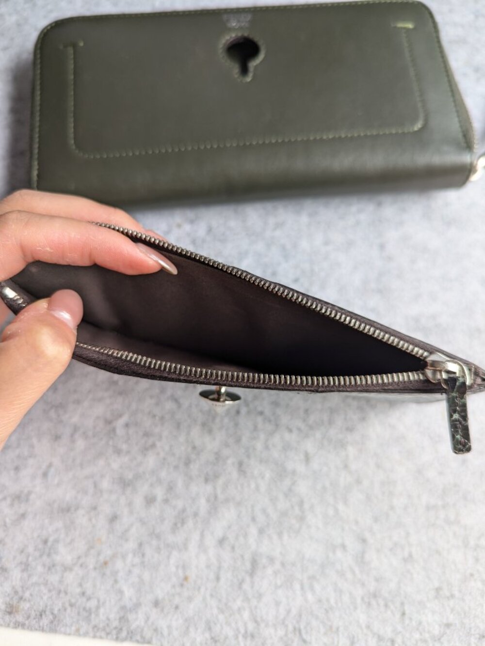 Fendi Original Zipper Wallet with Detachable Snake Skin Card Holder - Picture 8 of 8